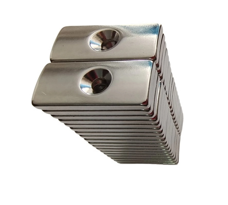 Son şirket blogları hakkında Analysis of High-Precision Pressing Technology for NdFeB Motor Magnets