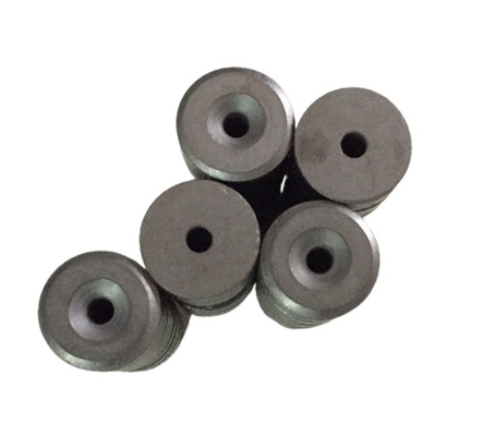 satın al Özel Ferrit Disk Mıknatıslar Y30BH Sınıf D15.2Xd3.2Xd8XH6 Havşa Delikli online manufacture