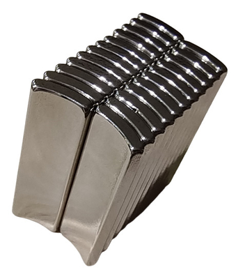 satın al Özel Ark Şekli BLDC Motor Neodimyum Mıknatıs R14.5 x R17.5 x 40 N50SH Endüstriyel Kullanım online manufacture