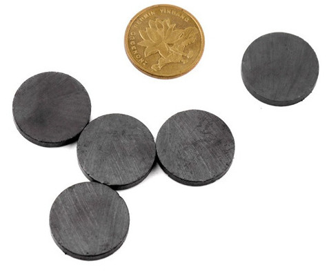 satın al Google Carboard / Buzdolabı İçin Yüksek Manyetik Güçlü D15.2xD3.2x6 Ferrit Disk Mıknatıslar online manufacture